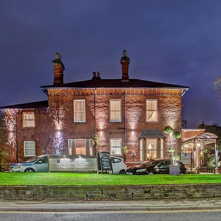 Alexandra Court Hotel Congleton Buitenkant foto